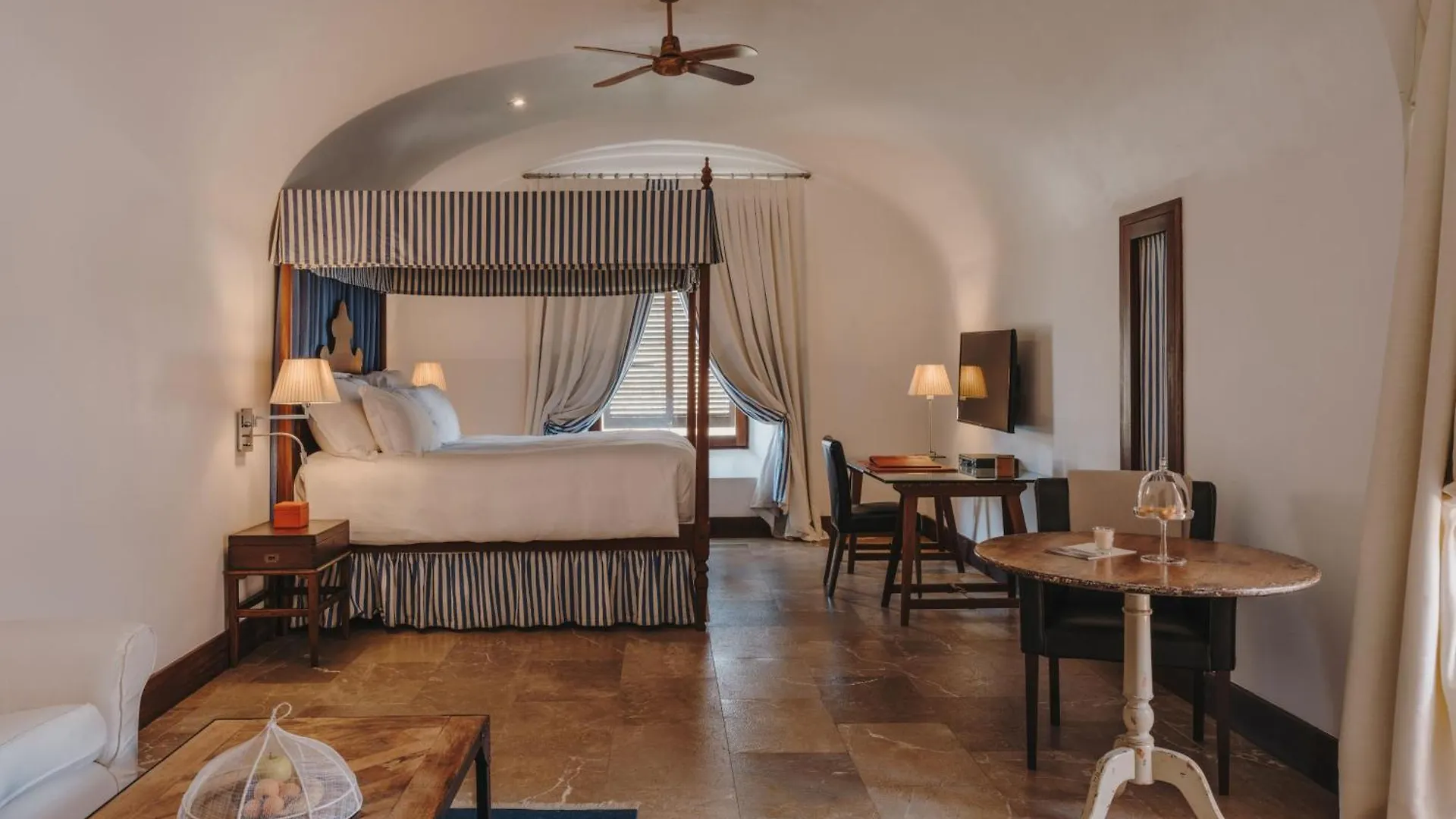 Cap Rocat, A Small Luxury Hotel Of The World Cala Blava